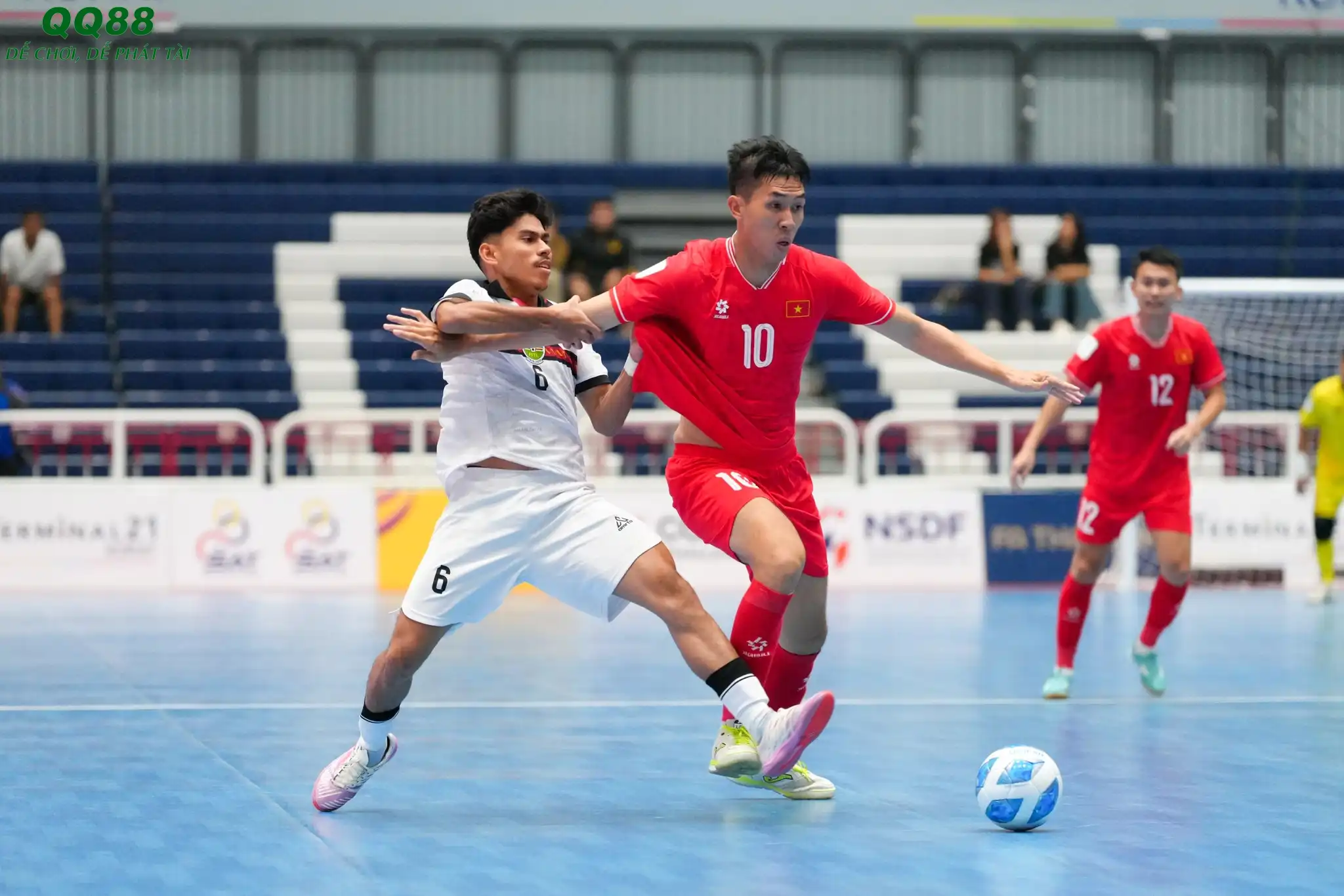 Cặp đấu Việt Nam và Indonesia nhanh chóng trở thành tâm điểm tranh luận của CĐV khu vực